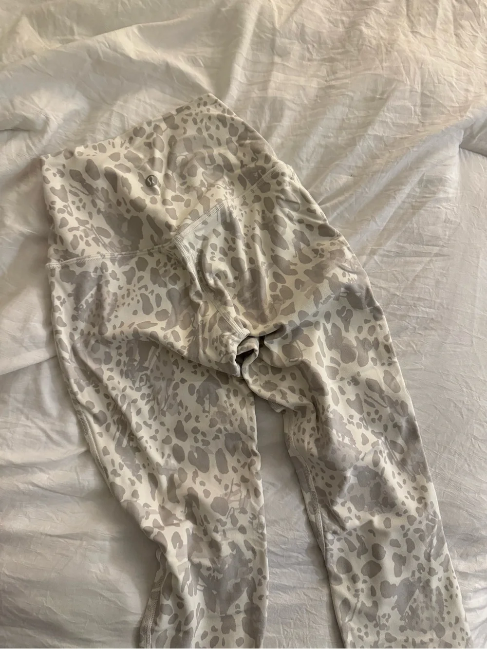 lululemon athletica Neutral Gray Leopard Print Leggings